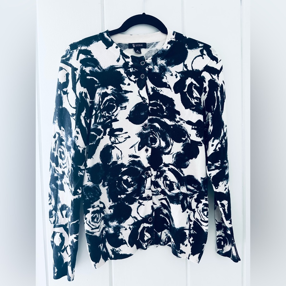 Two Sisters Navy and White Floral Cardigan / M